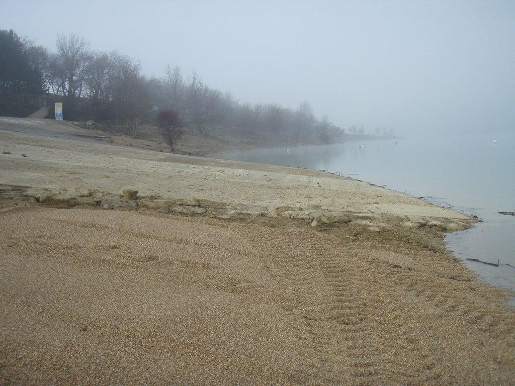 LA NUEVA PLAYA DE ALLOZ LISTA PARA DISFRUTAR...